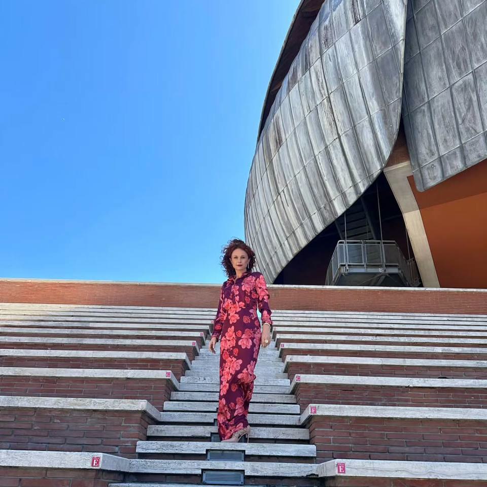Beatrice Luzzi
